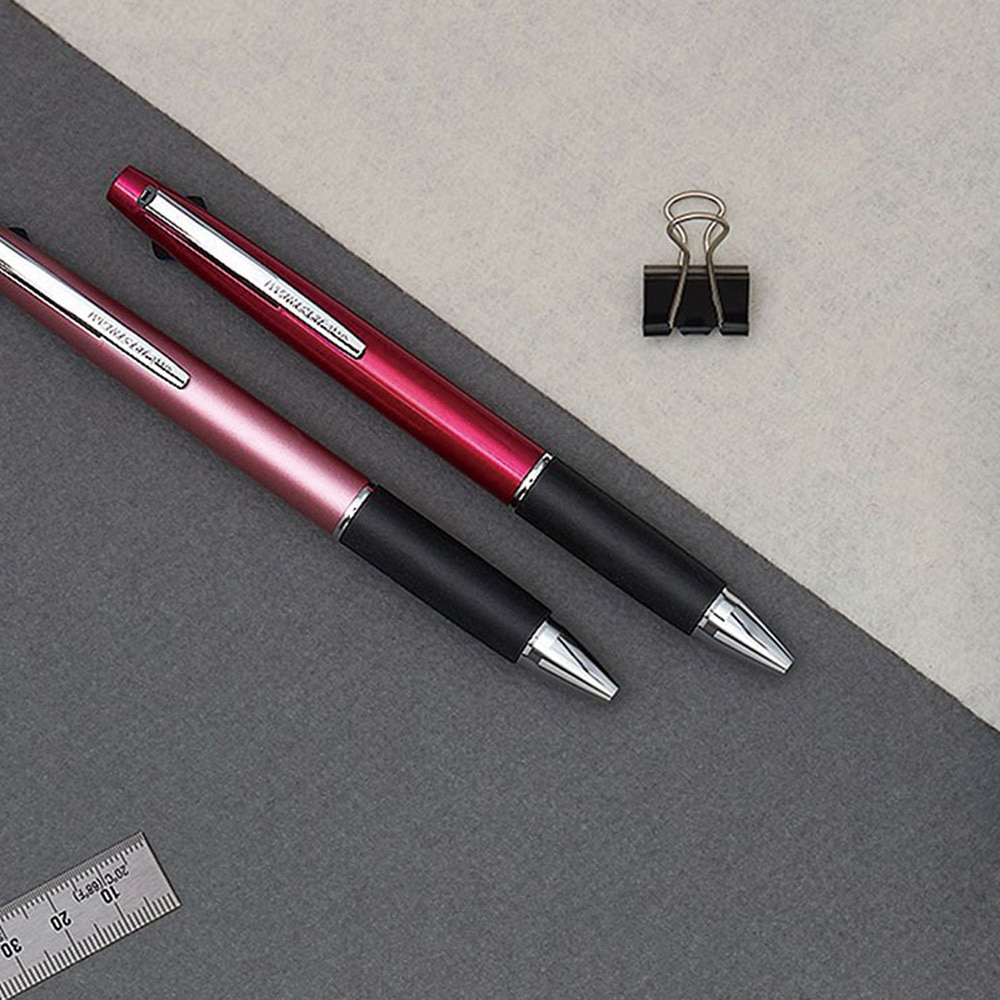 유니 제트스트림 고급 3색볼펜 0.5mm SXE3-800-05